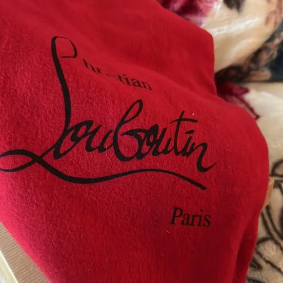 Authentic Christian Louboutin Leopard high heel: size 37 EU : size 6.5 - Picture 7 of 12